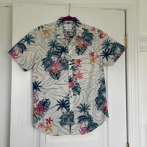 Men’s Short Sleeve Tropical Flamingos and Palm Trees Button Down Shirt Size M